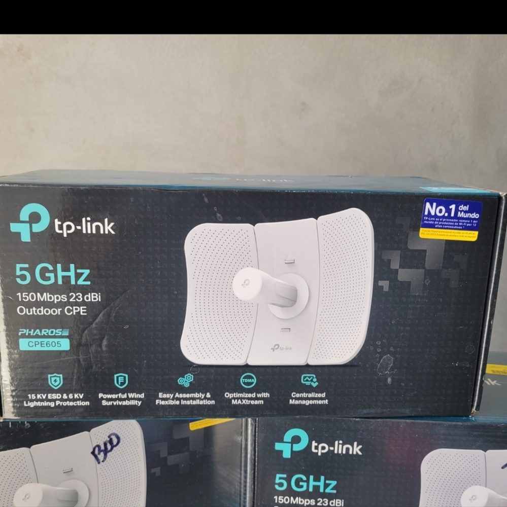 TP-Link White Outdoor Wireless Access Point